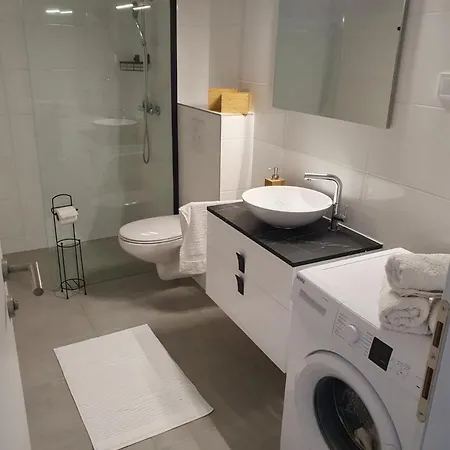 Διαμέρισμα Family-friendly With Swimming Pool Mastrinka, Ciovo - 23984 *