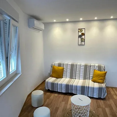 Family-friendly With Swimming Pool Mastrinka, Ciovo - 23984 Τρογκίρ