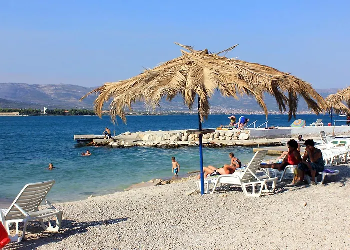 Apartamento Family-friendly With Swimming Pool Mastrinka, Ciovo - 23984 Trogir