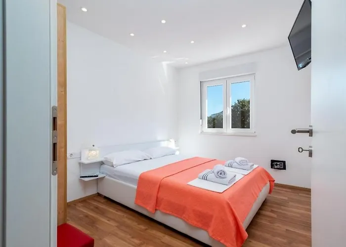 Family-friendly With Swimming Pool Mastrinka, Ciovo - 23984