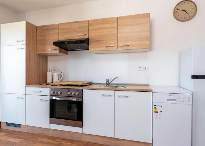 Family-friendly With Swimming Pool Mastrinka, Ciovo - 23984 Apartamento *