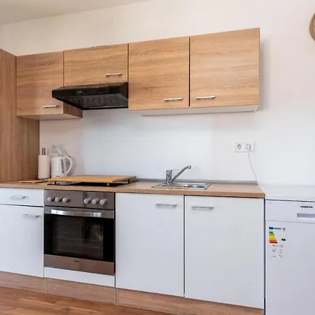 Family-friendly With Swimming Pool Mastrinka, Ciovo - 23984 Апартаменти *